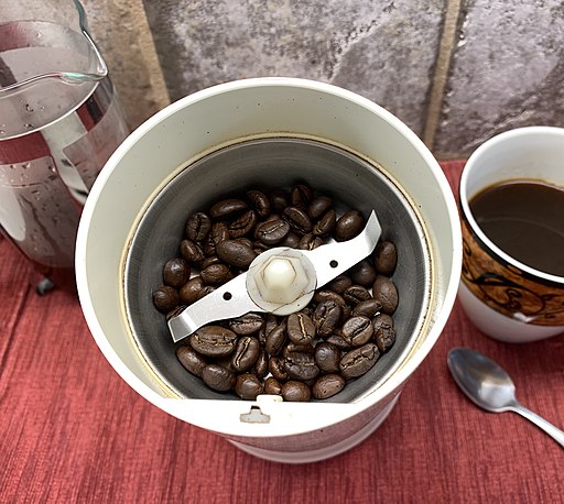 molinillo de café con cuchillas